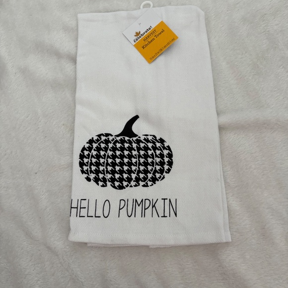 Fall Kitchen Towels (set of 3) all NWT - Picture 5 of 6